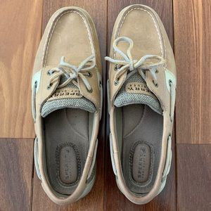 Women’s SPERRY boat shoes